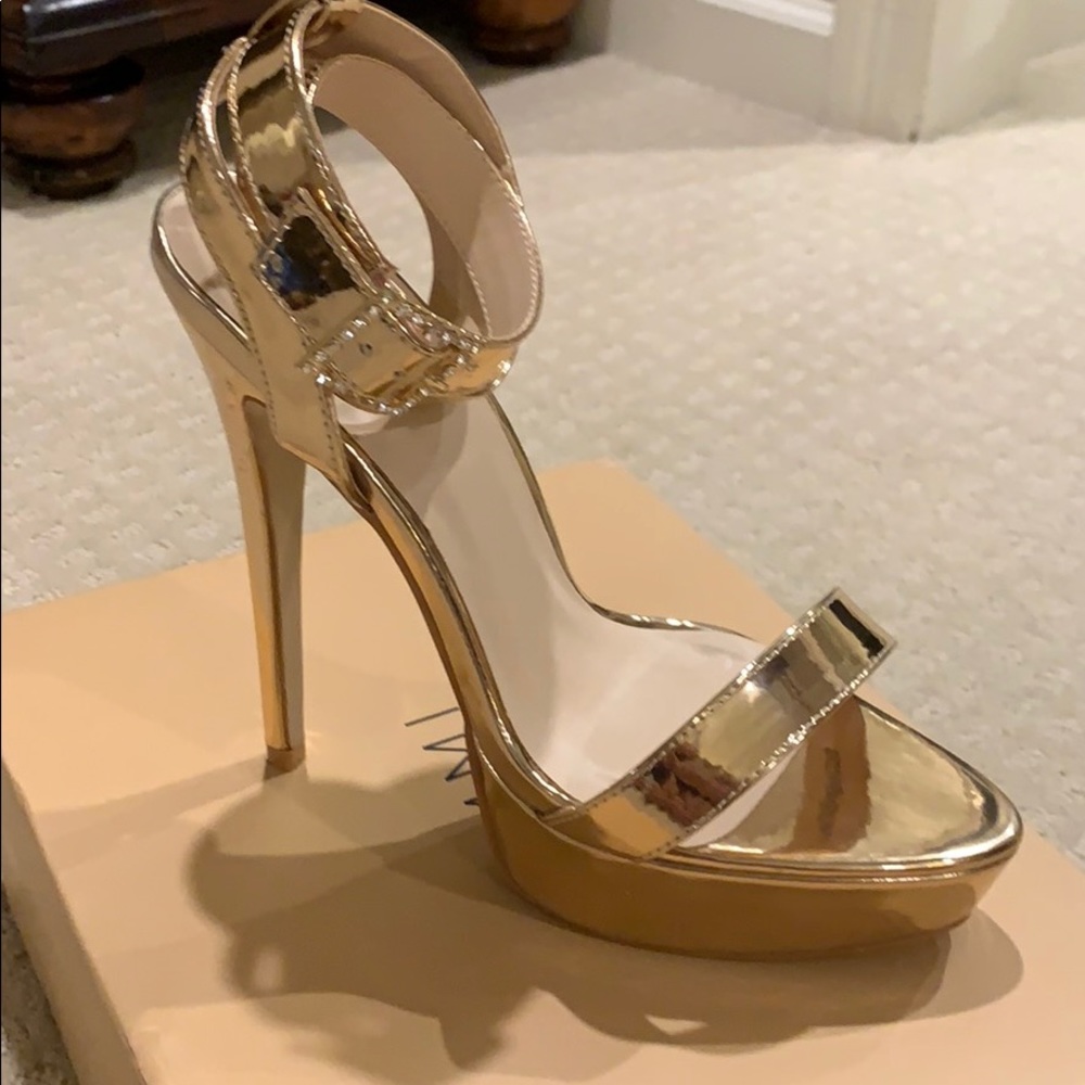 Simmi London NBW Rose Gold platform heels